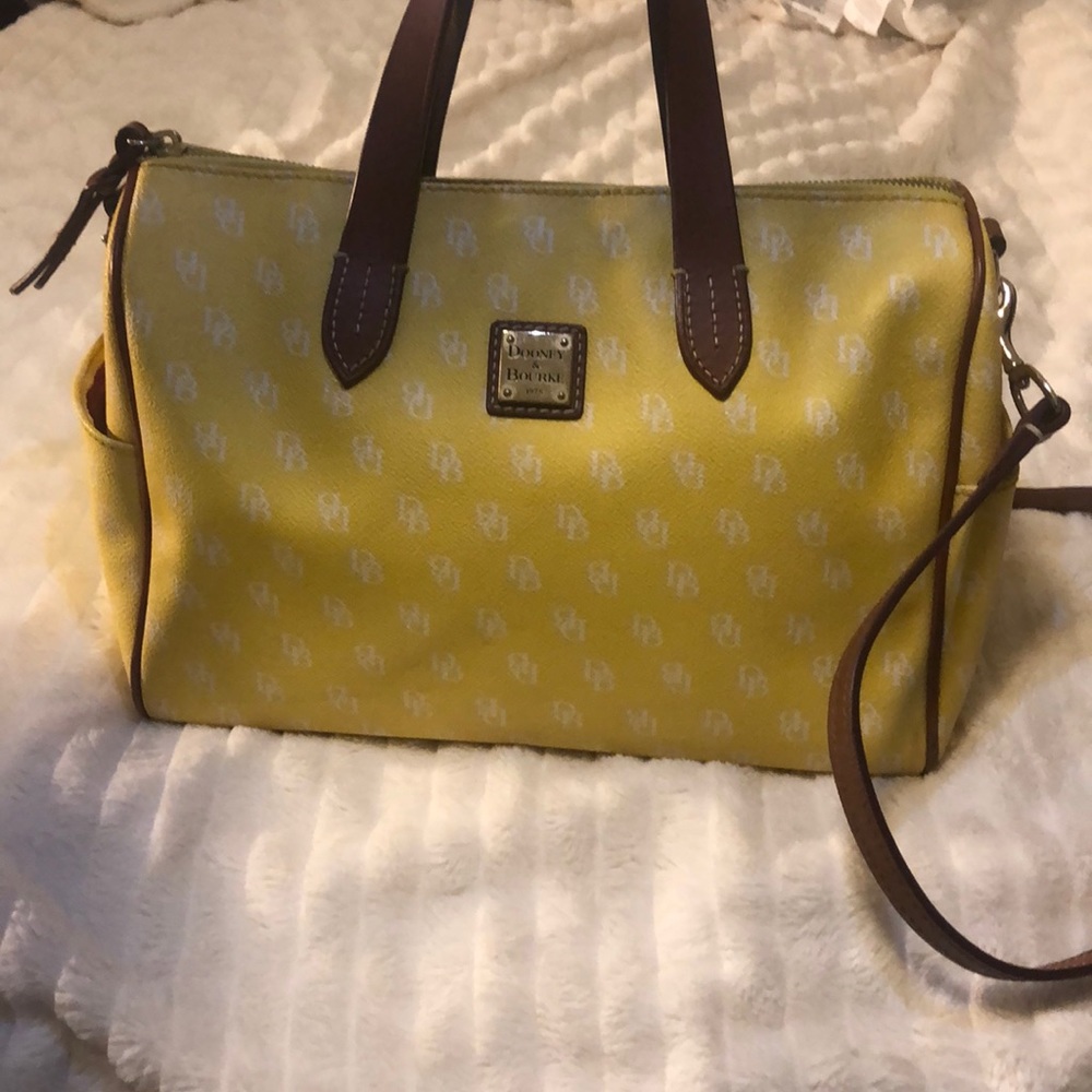 Dooney & Bourke purse